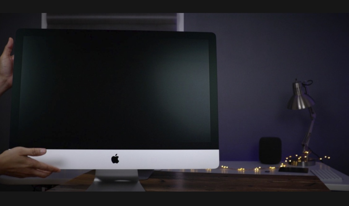 部分新款 iMac 出现显示故障，随机出现白色线条