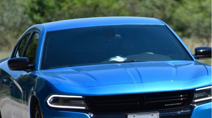 新专利显示苹果汽车可能会自动给车窗着色以提高安全性和隐私