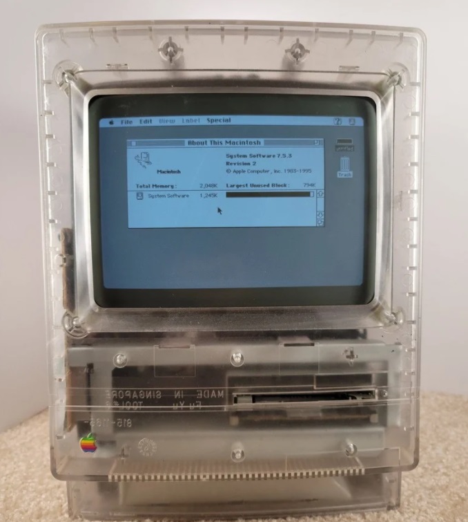 Macintosh Classic 透明原型机照片首次曝光