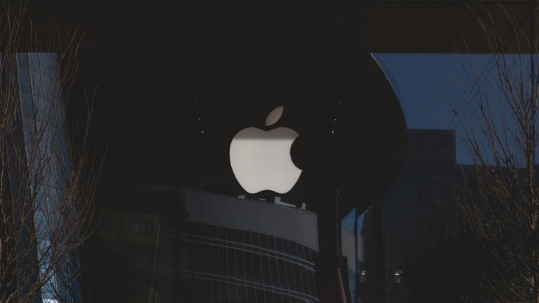 经过 17 个月，苹果全球 511 家 Apple Store 零售店全部开业